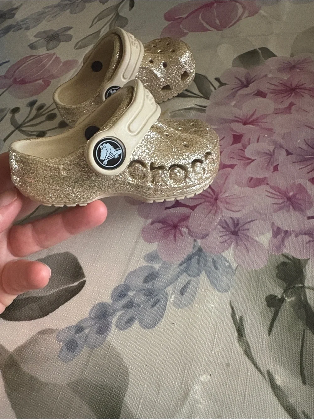 CROCS Kids Glitter Clog in Gold